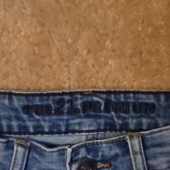 Premiere Denim by rue21 Light Blue Ripped Jean Shorts - Picture 2 of 4